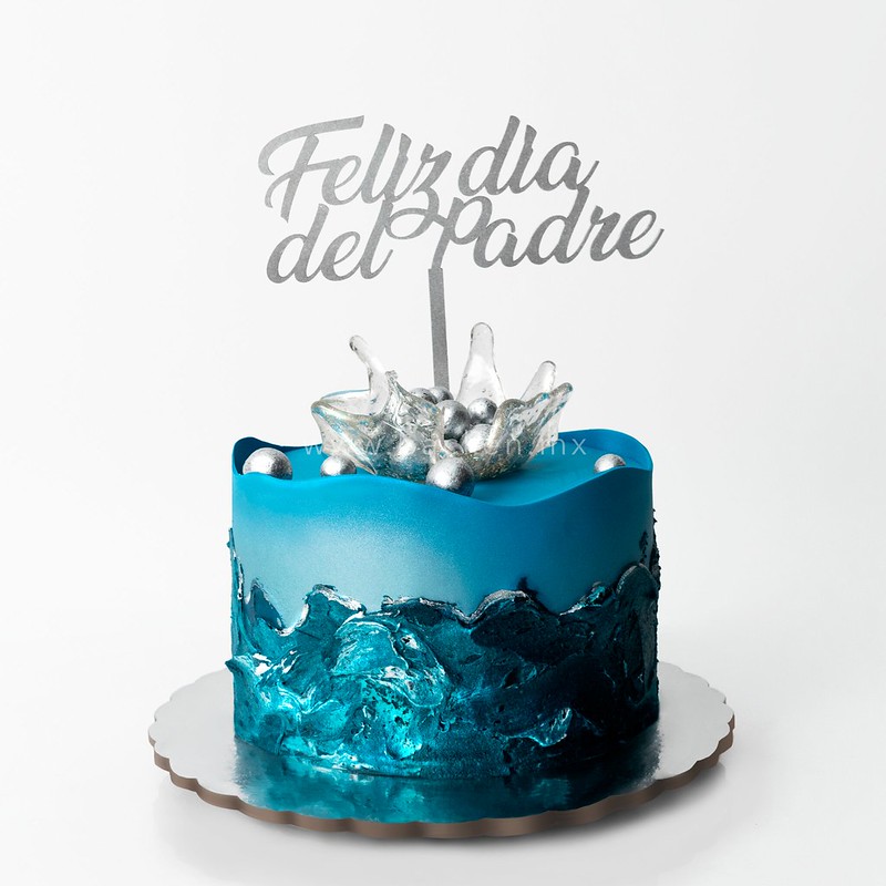 Festeja con un pastel elegante para hombre. ¡Sorpréndelo!