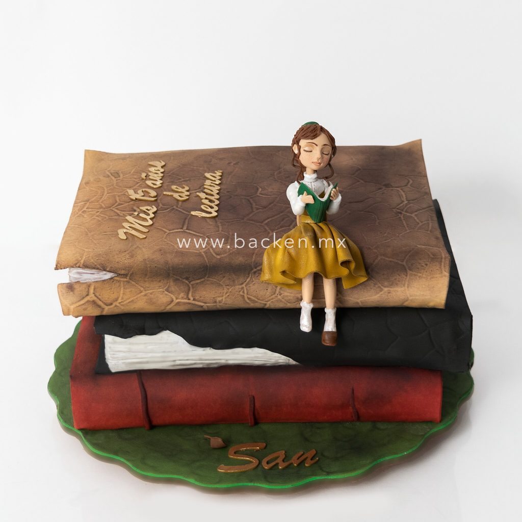 Pastel de Libros Personalizado en Zapopan